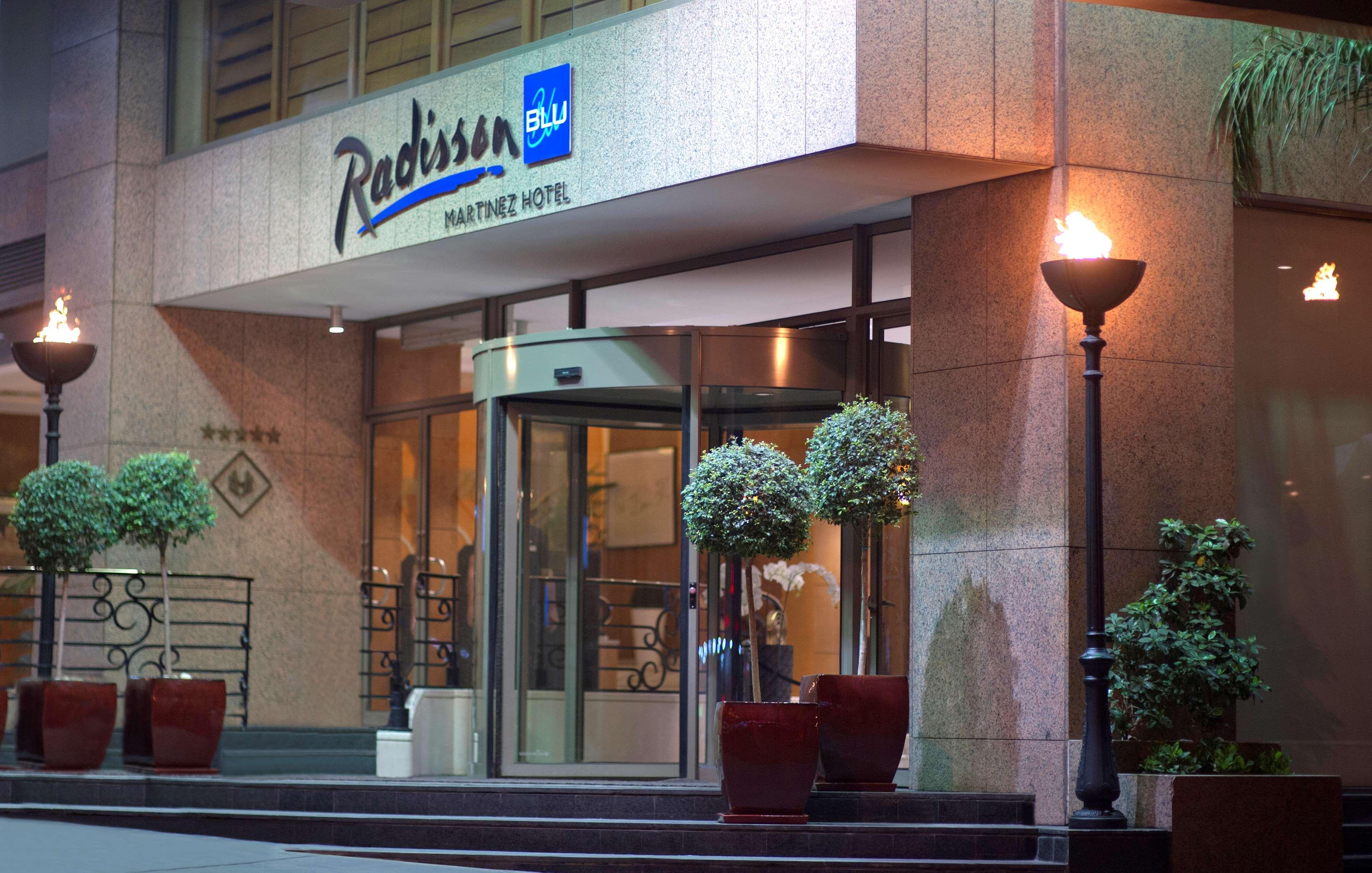 Radisson Blu Martinez Beirut Hotel Exterior foto